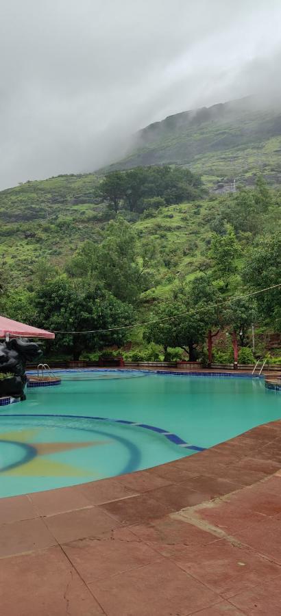Golden Resort And Farm Nashik Ngoại thất bức ảnh