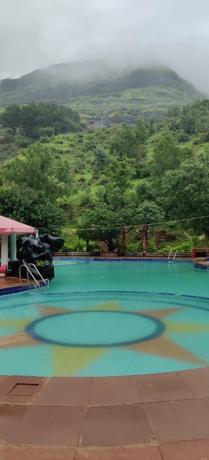 Golden Resort And Farm Nashik Ngoại thất bức ảnh