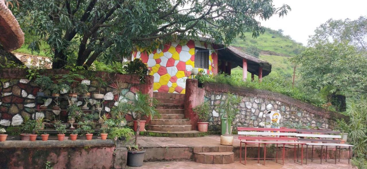 Golden Resort And Farm Nashik Ngoại thất bức ảnh