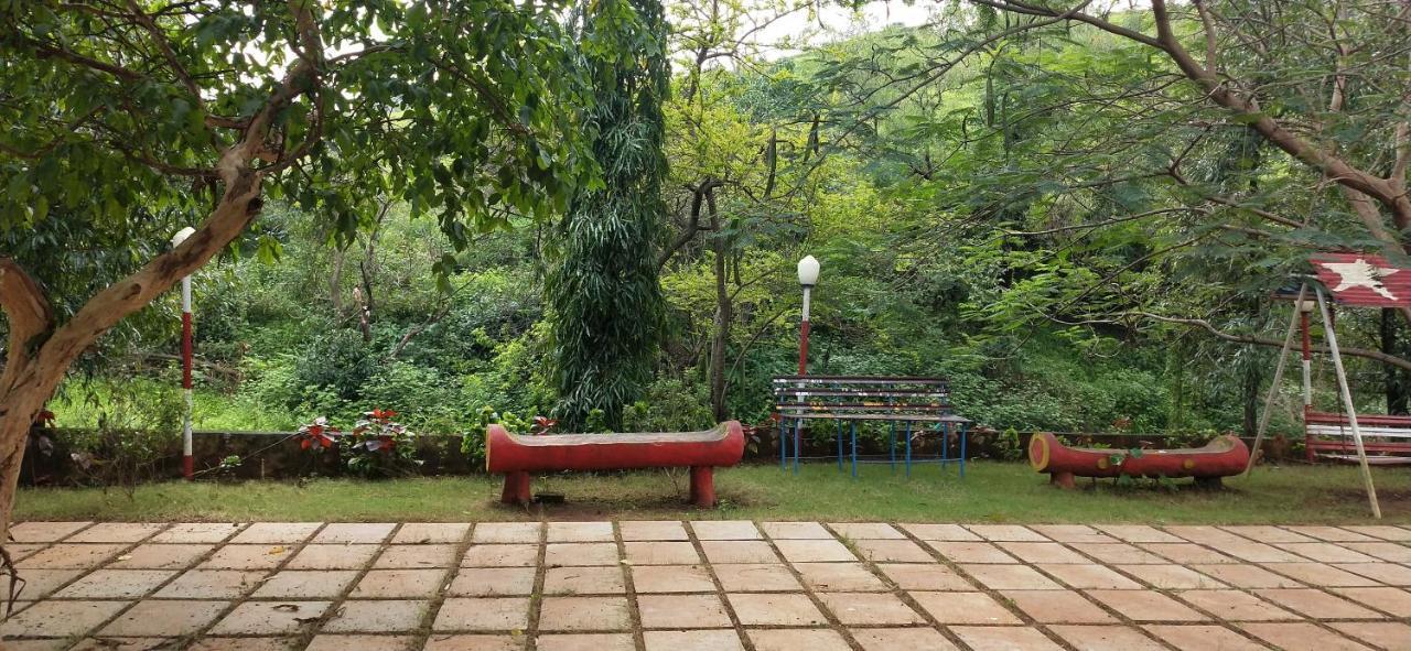 Golden Resort And Farm Nashik Ngoại thất bức ảnh