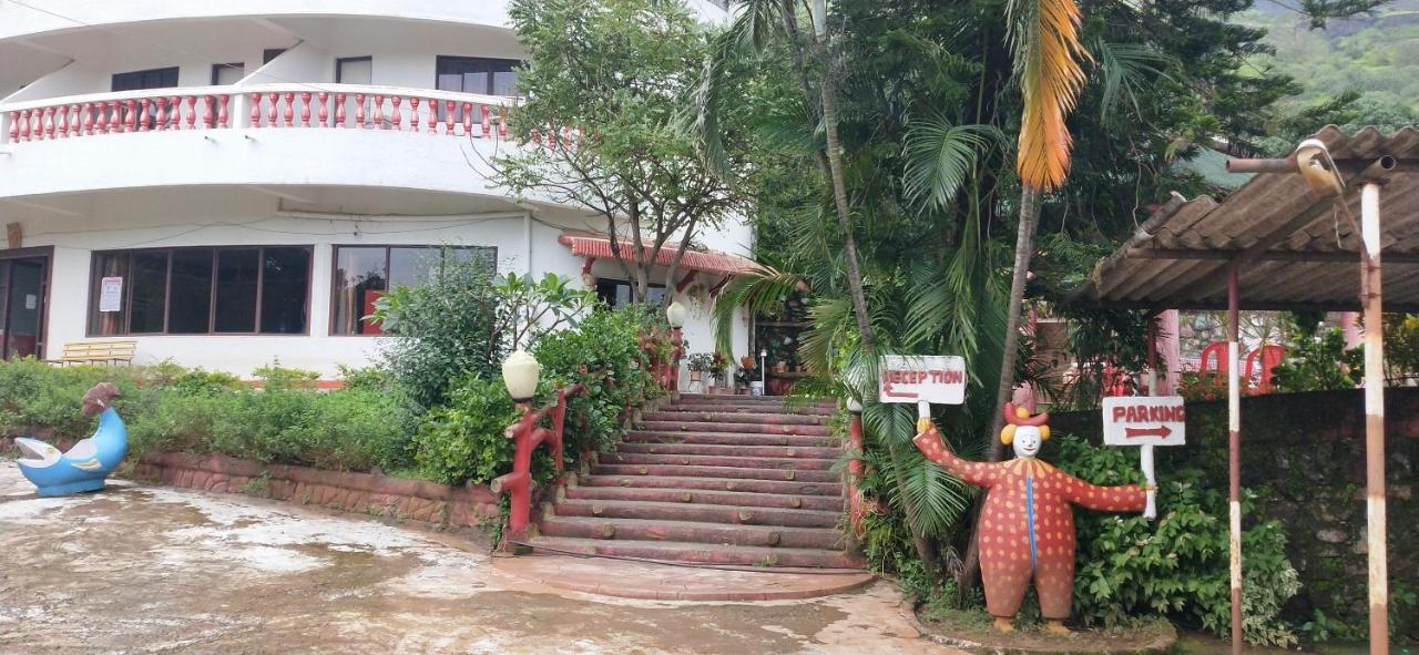 Golden Resort And Farm Nashik Ngoại thất bức ảnh