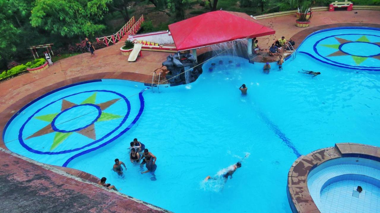 Golden Resort And Farm Nashik Ngoại thất bức ảnh